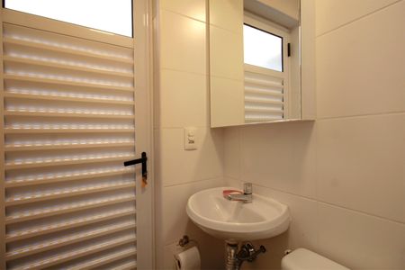 Apartamento para alugar com 150m², 3 quartos e 4 vagasBanheiro de serviço