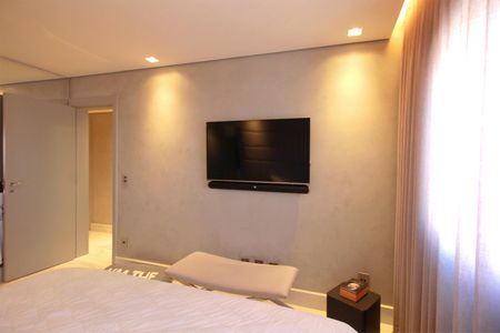 Apartamento para alugar com 150m², 3 quartos e 4 vagasSuite 1