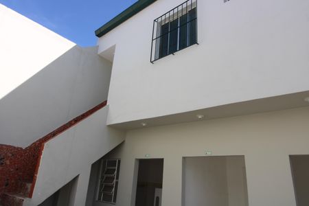 Casa de condomínio para alugar com 52m², 1 quarto e sem vagaFachada interna
