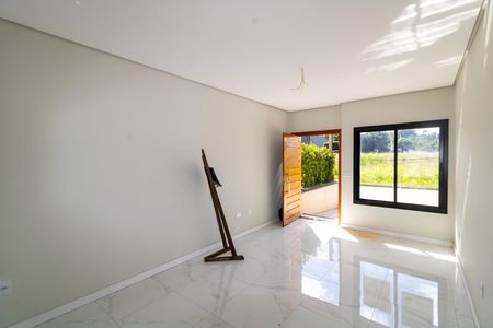 Casa à venda com 108m², 2 quartos e 2 vagasSala