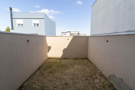 Casa à venda com 108m², 2 quartos e 2 vagasQuintal