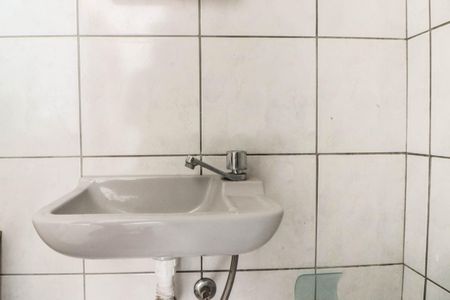 Apartamento à venda com 68m², 2 quartos e 1 vaga Apartamento à venda com 68m², 2 quartos e 1 vagaBanheiro de Serviço