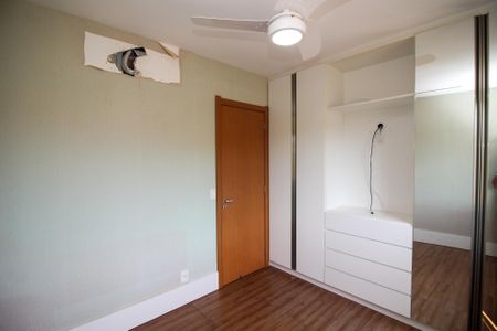 Apartamento à venda com 105m², 3 quartos e 2 vagasQuarto 3