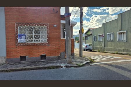 Casa à venda com 126m², 3 quartos e 2 vagas