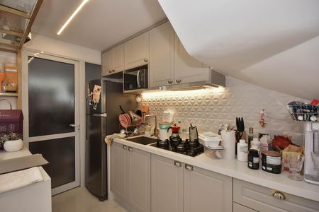 Apartamento à venda com 140m², 2 quartos e 2 vagasCozinha