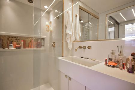 Apartamento à venda com 140m², 2 quartos e 2 vagasBanheiro Suíte