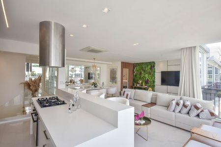 Apartamento à venda com 140m², 2 quartos e 2 vagasCobertura - Sala