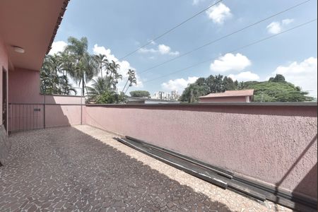 Casa à venda com 350m², 3 quartos e 4 vagas Casa à venda com 350m², 3 quartos e 4 vagasLavanderia