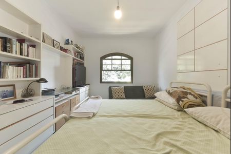 Casa à venda com 350m², 3 quartos e 4 vagas Casa à venda com 350m², 3 quartos e 4 vagasSuíte 1