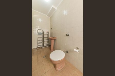 Casa à venda com 350m², 3 quartos e 4 vagas Casa à venda com 350m², 3 quartos e 4 vagasBanheiro da Area Gourmet