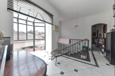 Casa à venda com 350m², 3 quartos e 4 vagas Casa à venda com 350m², 3 quartos e 4 vagasHall dos Dormitórios