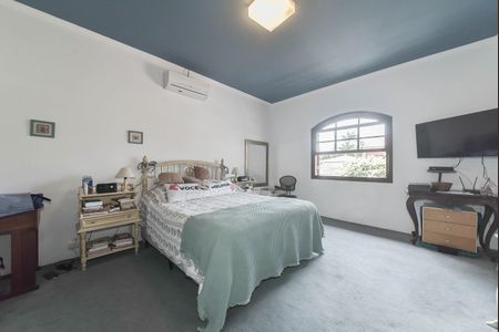 Casa à venda com 350m², 3 quartos e 4 vagas Casa à venda com 350m², 3 quartos e 4 vagasSuíte 2