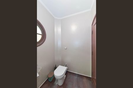 Casa à venda com 350m², 3 quartos e 4 vagas Casa à venda com 350m², 3 quartos e 4 vagasLavabo