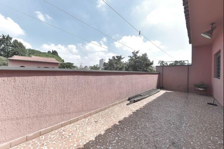 Casa à venda com 350m², 3 quartos e 4 vagas Casa à venda com 350m², 3 quartos e 4 vagasLavanderia