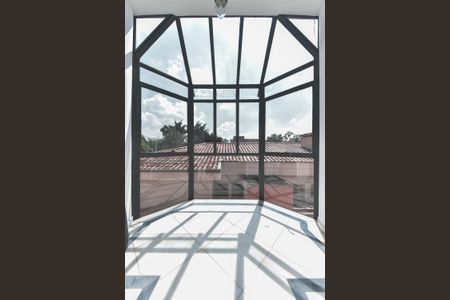 Casa à venda com 350m², 3 quartos e 4 vagas Casa à venda com 350m², 3 quartos e 4 vagasHall dos Dormitórios