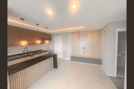 Apartamento à venda com 69m², 2 quartos e 1 vagaFoto 01