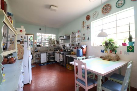 Casa à venda com 417m², 5 quartos e 2 vagasCozinha