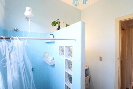 Casa à venda com 417m², 5 quartos e 2 vagasBanheiro Social