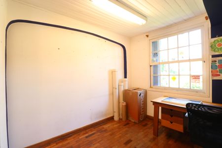 Casa à venda com 417m², 5 quartos e 2 vagasQuarto 1