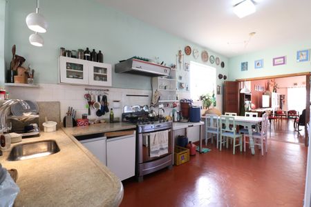 Casa à venda com 417m², 5 quartos e 2 vagasCozinha