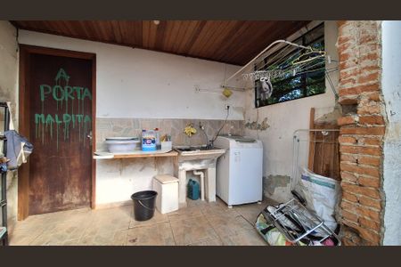 Casa à venda com 417m², 5 quartos e 2 vagasÁrea de Serviço