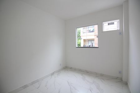 Casa de condomínio para alugar com 100m², 3 quartos e 1 vagaQuarto 1