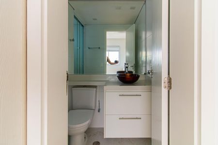 Apartamento à venda com 283m², 2 quartos e 2 vagas Apartamento à venda com 283m², 2 quartos e 2 vagasBanheiro