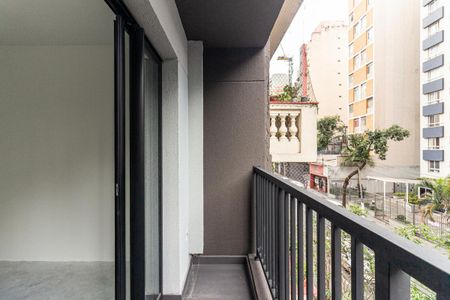 Studio à venda com 33m², 1 quarto e 1 vagaVaranda