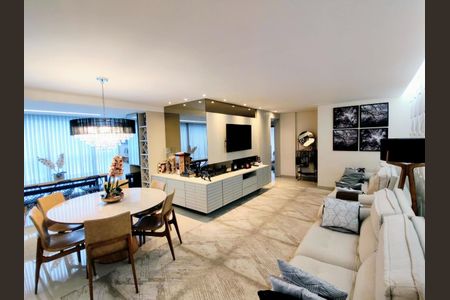 Apartamento à venda com 147m², 4 quartos e 3 vagas