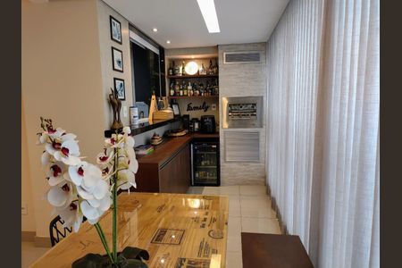 Apartamento à venda com 147m², 4 quartos e 3 vagas
