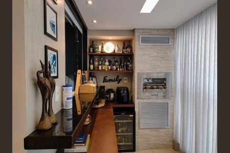 Apartamento à venda com 147m², 4 quartos e 3 vagas