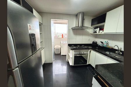 Apartamento à venda com 160m², 4 quartos e 2 vagas