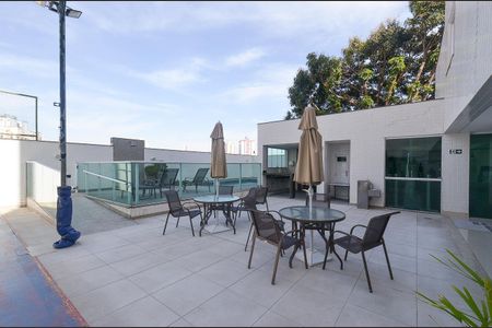 Apartamento à venda com 150m², 4 quartos e 4 vagasÁrea comum - Piscina