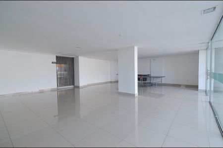 Apartamento à venda com 150m², 4 quartos e 4 vagasÁrea comum - Salão de festas
