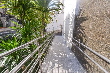 Apartamento à venda com 150m², 4 quartos e 4 vagasEntrada