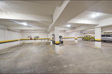 Apartamento à venda com 150m², 4 quartos e 4 vagasGaragem