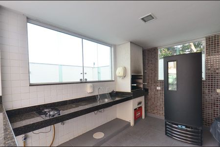 Apartamento à venda com 150m², 4 quartos e 4 vagasÁrea comum - Churrasqueira