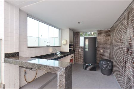 Apartamento à venda com 150m², 4 quartos e 4 vagasÁrea comum - Churrasqueira