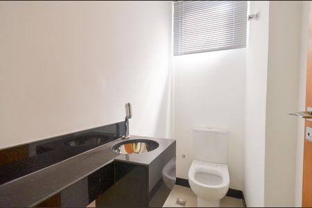 Apartamento à venda com 150m², 4 quartos e 4 vagasLavabo