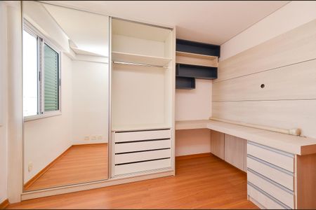 Apartamento à venda com 150m², 4 quartos e 4 vagasSuite 2