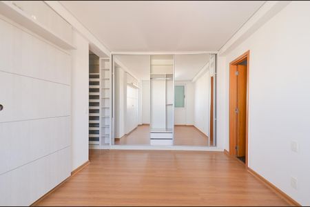 Apartamento à venda com 150m², 4 quartos e 4 vagasSuite 4