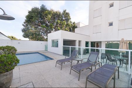 Apartamento à venda com 150m², 4 quartos e 4 vagasÁrea comum - Piscina