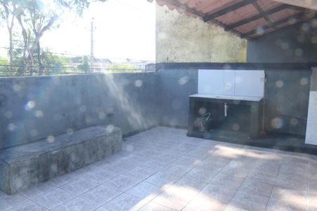 Casa para alugar com 80m², 2 quartos e 2 vagasÁrea Externa