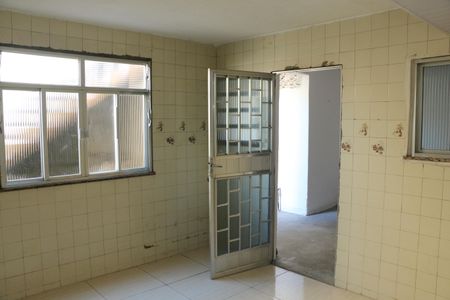 Casa para alugar com 80m², 2 quartos e 2 vagasCozinha