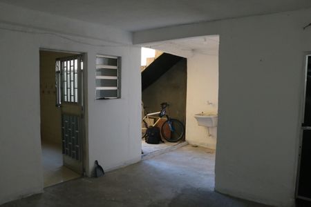 Casa para alugar com 80m², 2 quartos e 2 vagasÁrea de Serviço