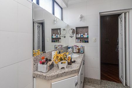 Apartamento à venda com 150m², 3 quartos e 3 vagasBanheiro da Suíte