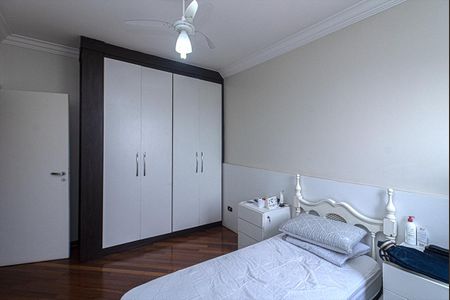 Apartamento à venda com 150m², 3 quartos e 3 vagasQuarto