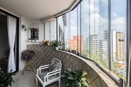 Apartamento à venda com 150m², 3 quartos e 3 vagasVaranda da Sala