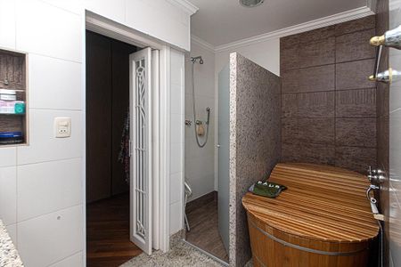 Apartamento à venda com 150m², 3 quartos e 3 vagasBanheiro da Suíte