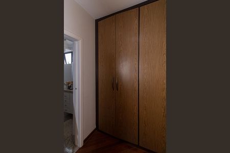 Apartamento à venda com 150m², 3 quartos e 3 vagasCloset